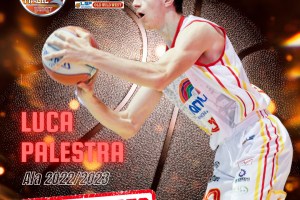 Luca Palestra firma ad Oleggio