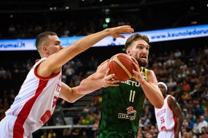 La Lituania dei due centri NBA fa paura, Sabonis e Valanciunas in evidenza contro Montenegro