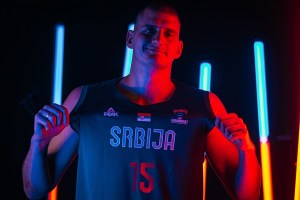 Action in Milan, Prague about to start as rosters confirmed in Group C and Group D