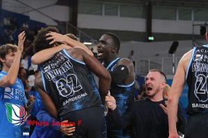 Onuaku stoppa Christon e manda Sassari in Finale