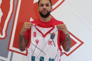 Kassius Robertson si presenta: “Reggio il posto giusto per me”