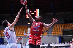 Olimpia Milano di scena domani a Vigevano contro la Vuelle Pesaro