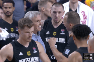 Dalla Lituania: Gli arbitri volevano far tirare il libero con la Germania nel finale