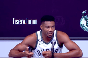 Giannis Antetokounmpo says Stephen Curry is the best player in the world