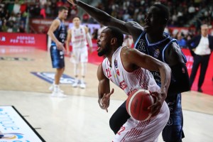 Varese: ridotta la squalifica di Markel Brown, sarà in campo a Brescia
