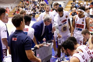 Venezia: problemi con il volo per Cluj, gli orogranata arriveranno in Romania nella tarda nottata