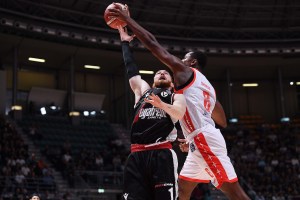 Rimbalzi e stoppate: la crescita di Skylar Spencer con la Pallacanestro Trieste