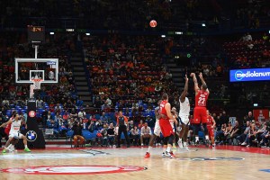 Devon Hall e i tiri decisivi, un binomio vincente per Milano