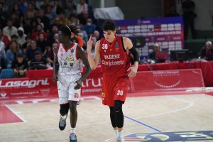 Varese sbanca Reggio Emilia 81-87 dopo un match sempre in controllo