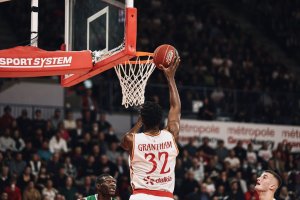 Nancy’s Donte Grantham suffered a hip injury