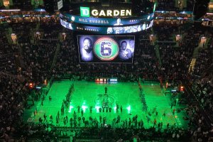 La NBA celebra Bill Russell. Il suo numero 6 ritirato per sempre