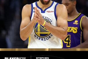 Si riparte da 33: la notte dell’anello di Steph Curry