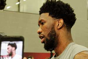 Joel Embiid ottimista nel recupero per le Olimpiadi 2024