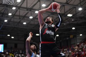 Virtus, a Napoli Weems supera i 1000 punti in Serie A