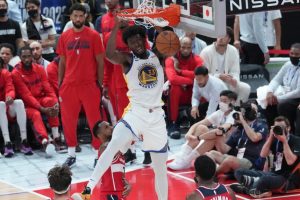 Warriors, 2 su 2 in Giappone con rimonta nel quarto periodo
