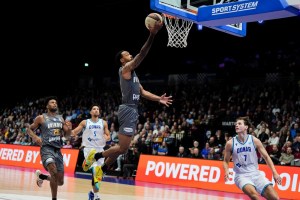 La Happy Casa Brindisi si impone sul campo del Donar con Reed e Burnell protagonisti