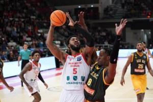 Troppo Aek per Reggio. Ai greci il match per 73-84