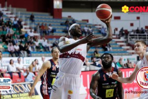 Urania corsara, vittoria contro Trapani