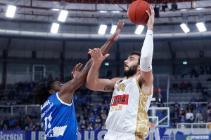 Venezia domina Brescia e sbanca il PalaLeonessa 60-80