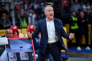 Bucchi: “Buona gara, ma abbiamo pagato la percentuale ai liberi”