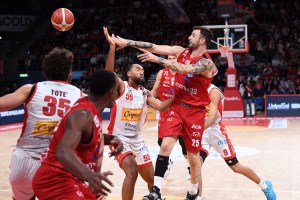 L’EA7 a Pesaro torna a sorridere dopo le delusioni di coppa