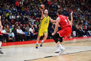 Fenerbahce reportedly expected to terminate Calathes contract