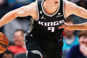 Heurter+Mitchell, Sacramento passa in casa di Charlotte