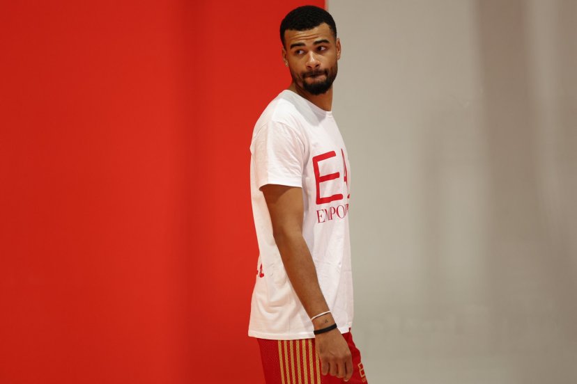 Olimpia Milano Efes esordio Tim Luwawu-Cabarrot