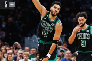 Boston doma Denver con Tatum e Brown