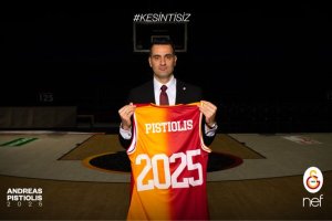 Galatasaray extends coach Pistiolis until 2025