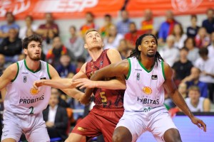 Murcia risolve con Niels Giffey