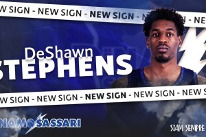 Dinamo Sassari signs DeShawn Stephens