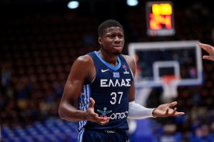 Kostas Antetokounmpo reportedly joining Fenerbahce