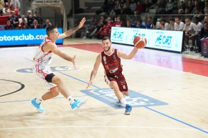 Venezia vince dopo due overtime al Bigi. Reggio si mangia le mani