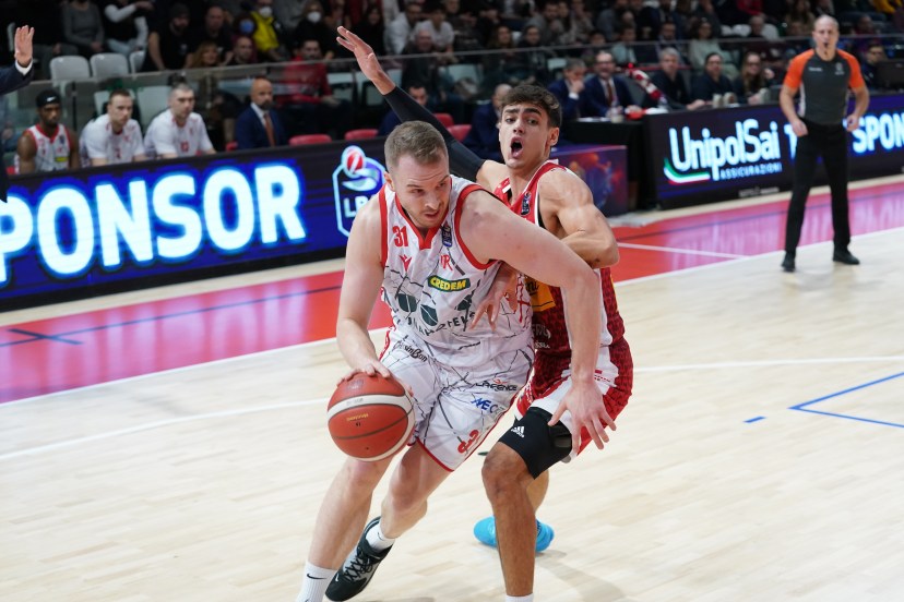 happy casa brindisi roster