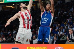 Micic guida, Clyburn e Beaubois colpiscono, l’Anadolu Efes nel 4° periodo allunga sull’Olympiacos