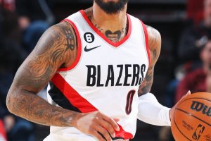 11 triple per Lillard, Blazers in carrozza con Minnesota