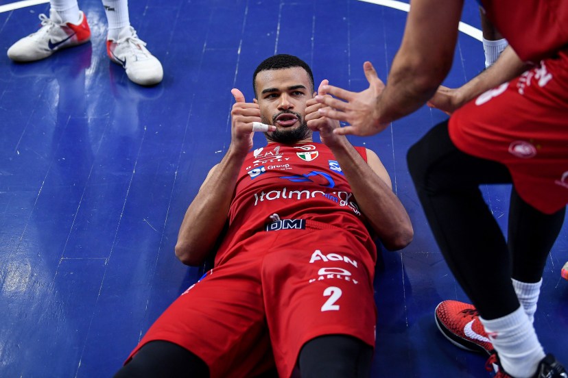 Sassari Milano 32-0