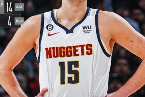 Denver batte Utah spinta da Jokic e Murray