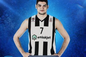 Anadolu Efes signs on loan Furkan Haltali
