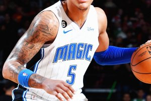 Settimo successo in otto gare per i Magic, 23 per Banchero a Houston