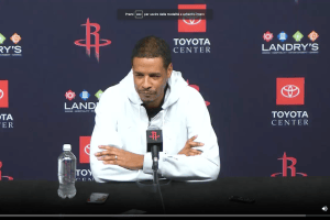 Stephen Silas, il ritorno in panchina e l’abbraccio con Monty Williams