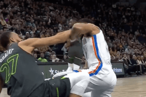 Minnesota, Gobert espulso per uno sgambetto a Kenrich Williams