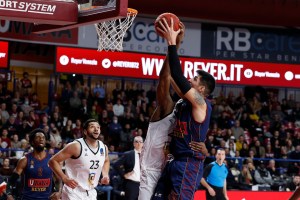 Anadolu Efes, si ferma Derek Willis