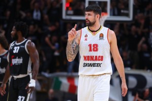 Adrien Moerman to join Zenit St. Petersburg