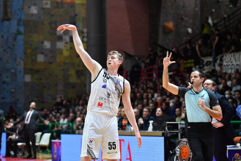jp macura brindisi