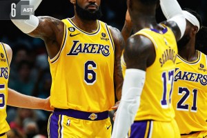 LeBron ancora stellare, i Lakers passano a Charlotte