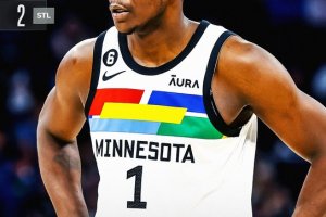 31 di Edwards, Minnesota prevale sui Suns