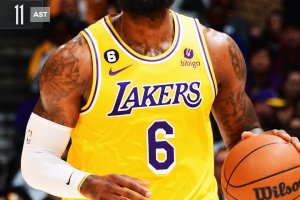 I Lakers battono San Antonio nella notte del rientro di Anthony Davis