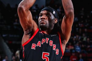 Achiuwa firma il blitz dei Raptors a Portland